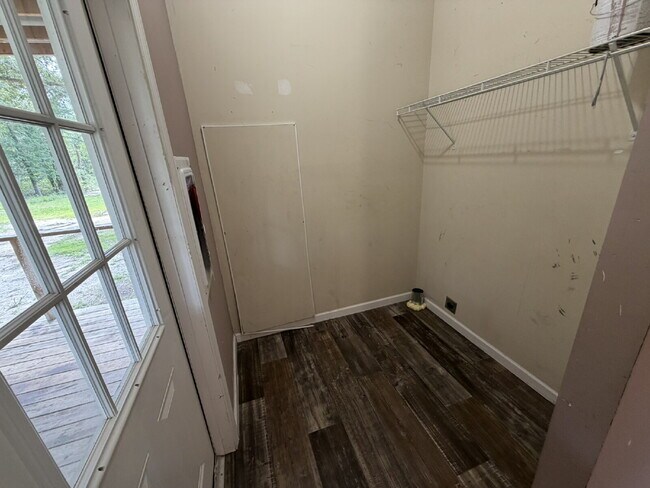 Building Photo - Mobile Home for Rent