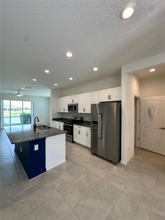 Building Photo - 8590 Canyon Creek Trail