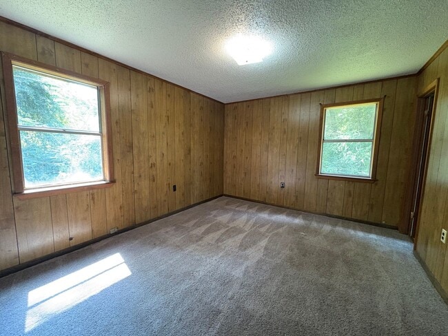 Building Photo - Spacious 3 bedroom/1.5 bath house in Mansfield, LA!