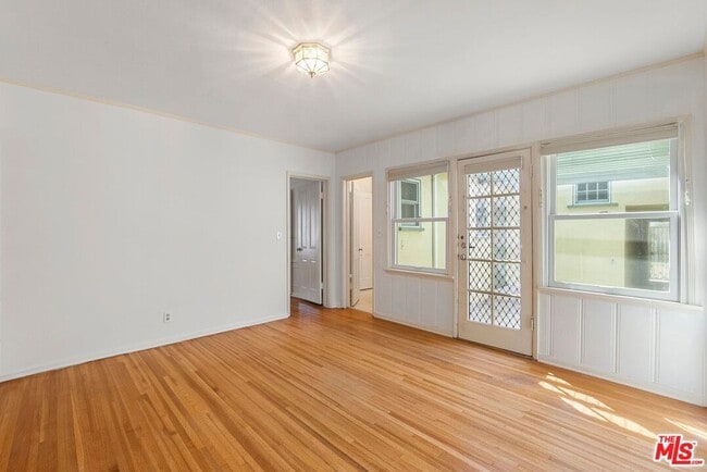 Building Photo - 10593 Wilkins Ave