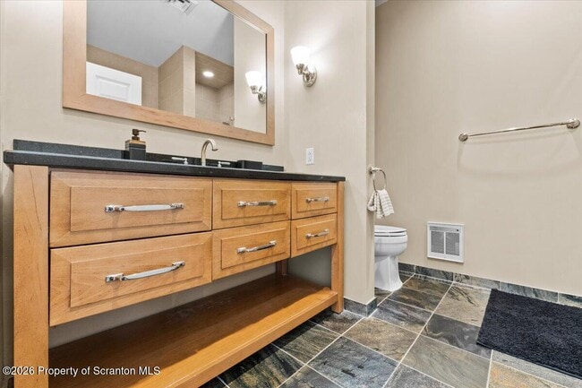 Building Photo - 509 Bogart Pl