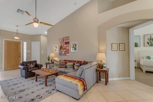 Building Photo - 6821 E Palm Ln