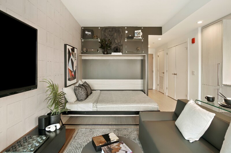 Building Photo - 300 N Union Ave