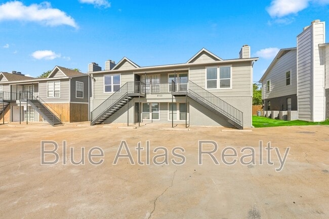 Building Photo - 8133 Foxfire Ln