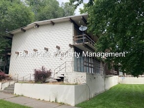 Building Photo - 390 W 14th St