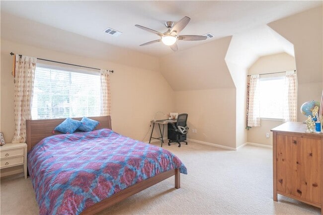 Building Photo - 6801 Magenta Ln