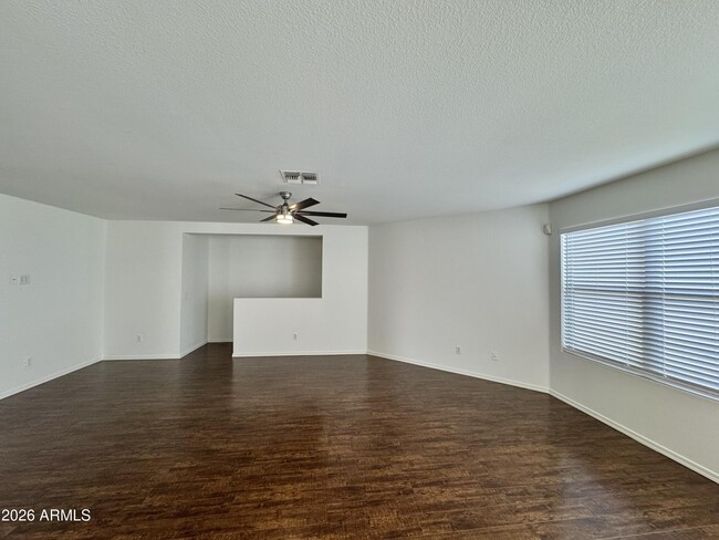 Building Photo - 8548 E Laguna Azul Ave