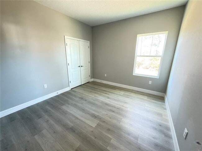 Building Photo - 5048 San Ignacio Dr