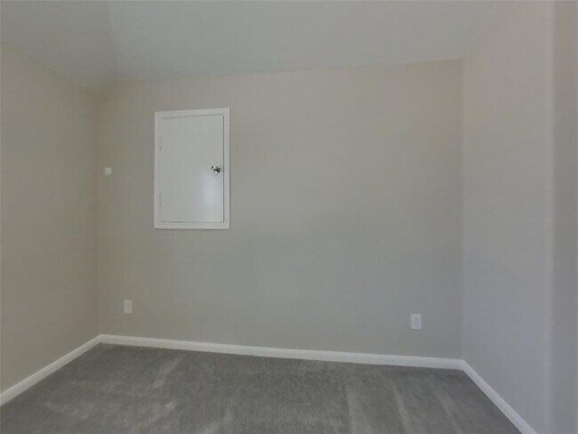 Building Photo - 6715 Starcroft Ct
