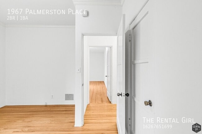 Building Photo - 1967 Palmerston Pl