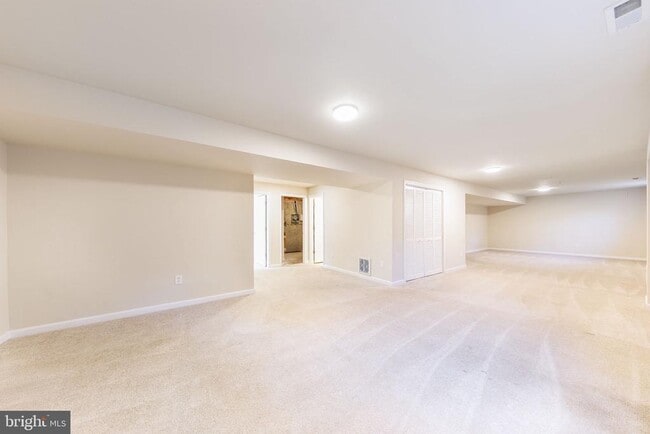 Building Photo - 9402 Pep Rally Ln