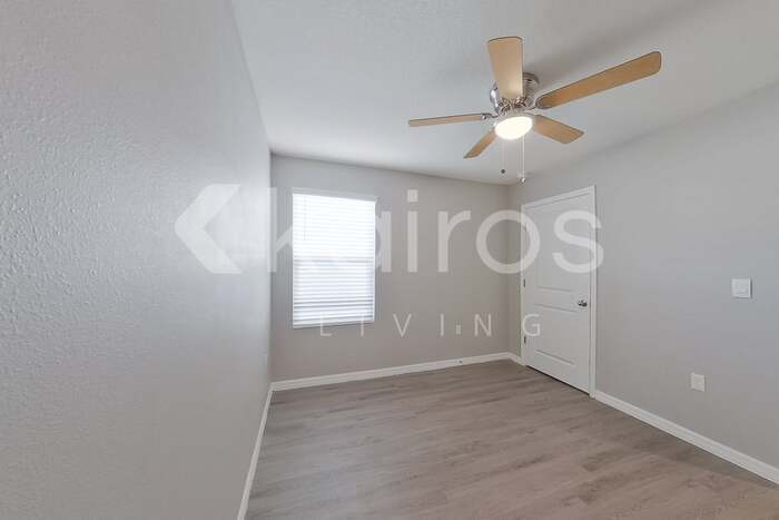 Building Photo - 8684 SW 44th Ct