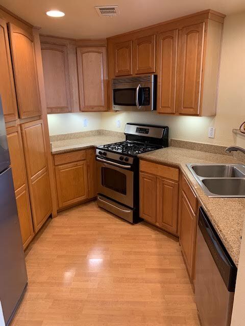 Building Photo - 2220 Gellert Blvd