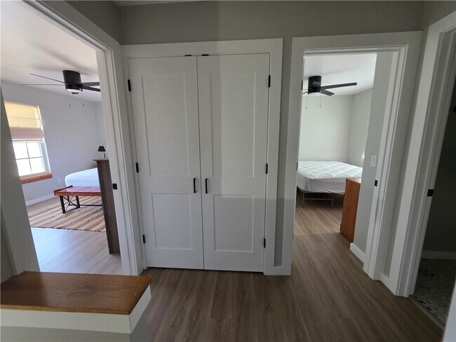 Building Photo - 2402 SE Jayel Terrace