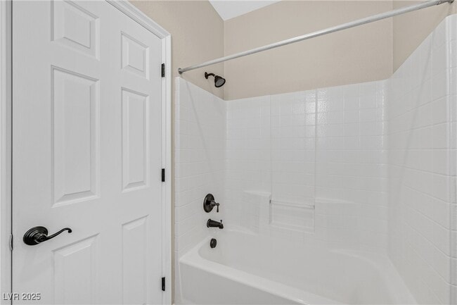 Building Photo - 968 Via Vannucci Way