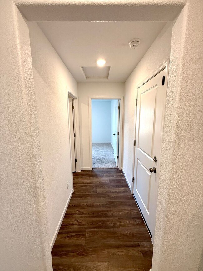 Building Photo - Spacious 4 Bedroom Home with Solar & Modern Upgrades- Available Now!