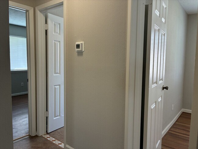 Building Photo - 4211 Autumn Meadow Dr