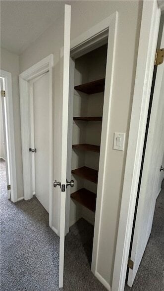 Building Photo - 201 Kendall Ln