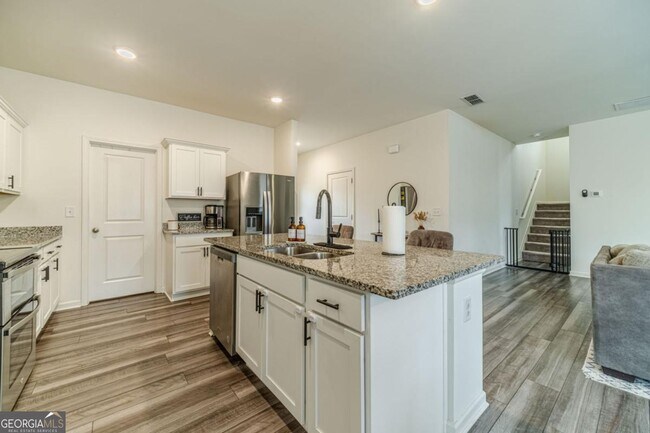 Building Photo - 222 Knightsbridge Ln