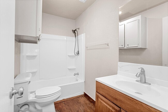 Building Photo - 10441 Royal Adrian Dr