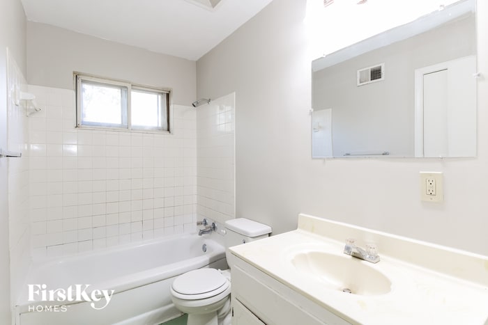 Building Photo - 5311 Virgil Rd