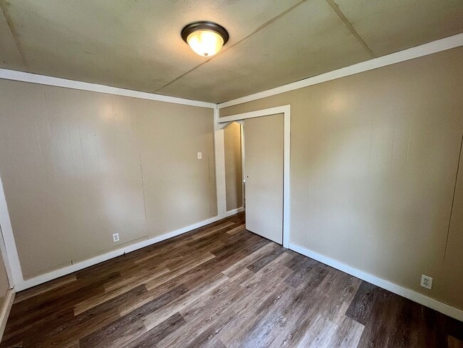 Building Photo - 3 Bed 1 Bath Single Family Home in Wausau