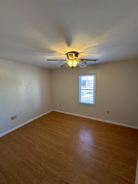 Building Photo - 10826 Lejean Dr