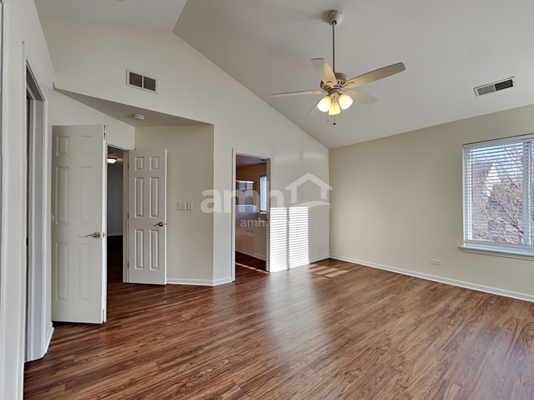 Building Photo - 1982 Conway Ln