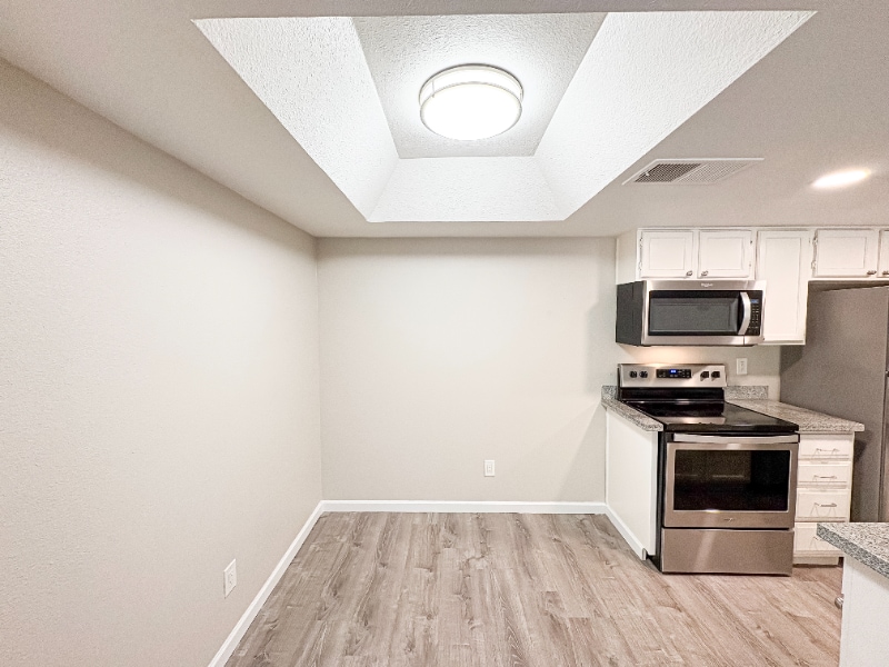 Building Photo - 80 W Maryland Ave