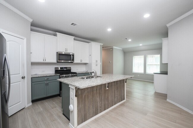 Building Photo - 9316 Colonial Bent Pl