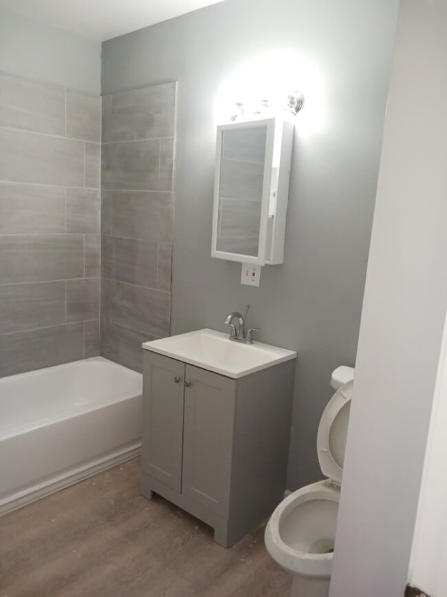 2286 S Blue Island Ave 2286 S Blue Island Ave Chicago IL 60608