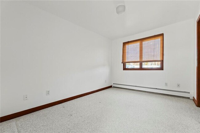 Building Photo - 1 Rodeo Dr