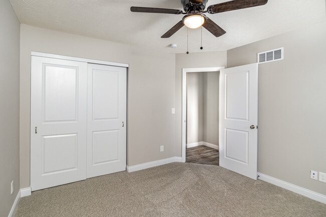 Building Photo - 505 Station Ct