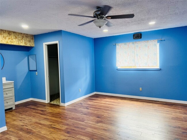 Building Photo - 17131 Hewing Dr