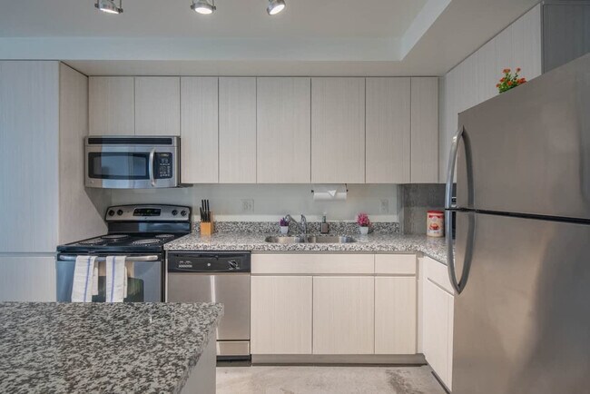 Building Photo - 814 N 4th St