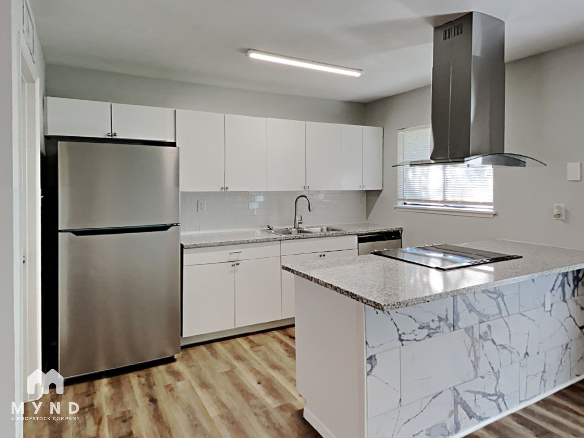 Building Photo - 3737 Longmeadow Way