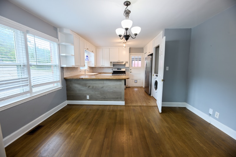 Building Photo - 4809 Lavista Rd