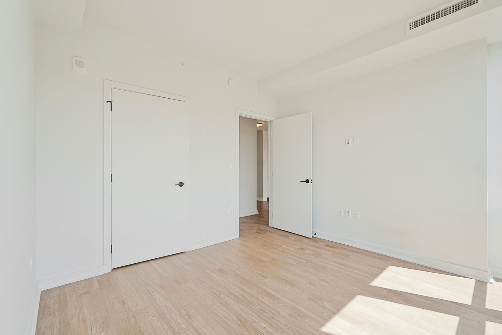 Building Photo - 1625 Eckington Pl NE