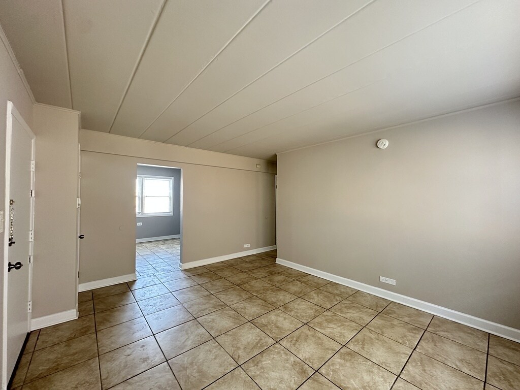 Building Photo - 3820 25th Ave