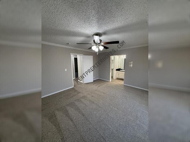 Building Photo - 1011 Taurus Dr