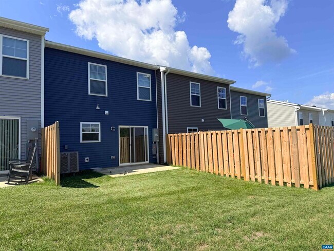 Building Photo - 18 Sophie Kathryn Dr