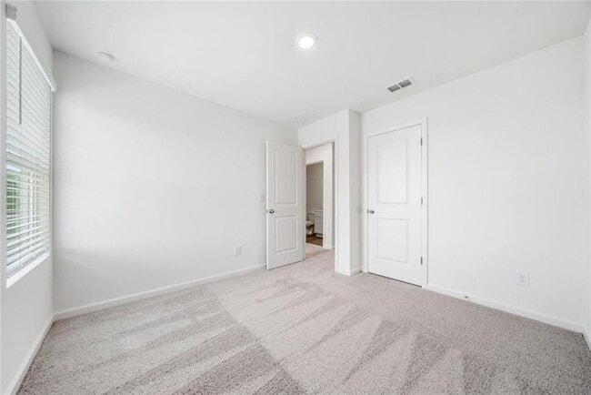 Building Photo - 602 Jervis Wy