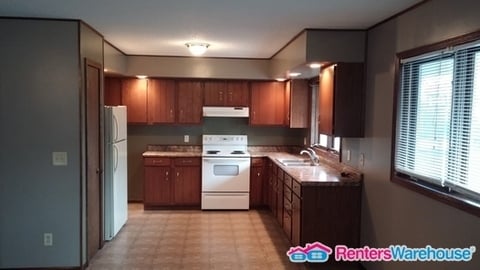 Building Photo - 207 N 6th St