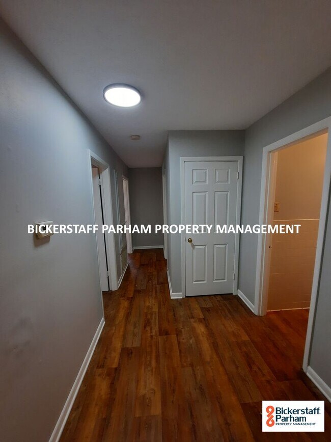 Building Photo - At Last, This Is What You’ve Been Searching For. Located in Phenix City!!