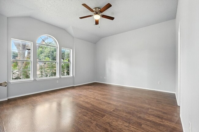 Building Photo - 420 Beard Dr
