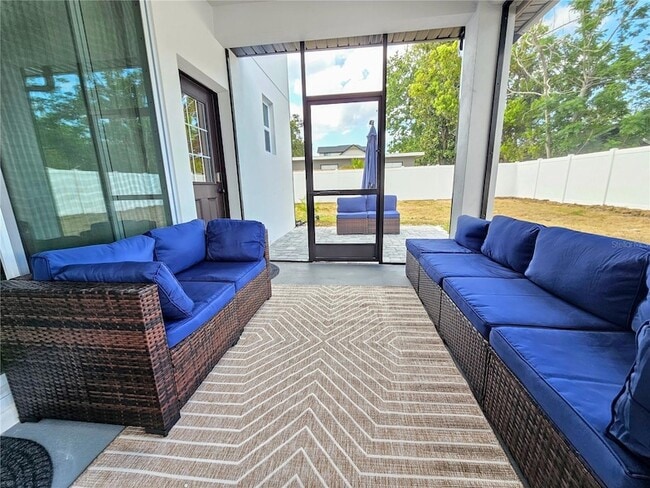 Building Photo - 2075 Jewell Ave