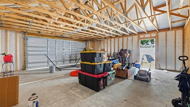 Building Photo - 1416 E Frierson Ave