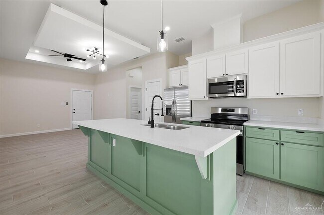 Building Photo - 13 Puffin Ave