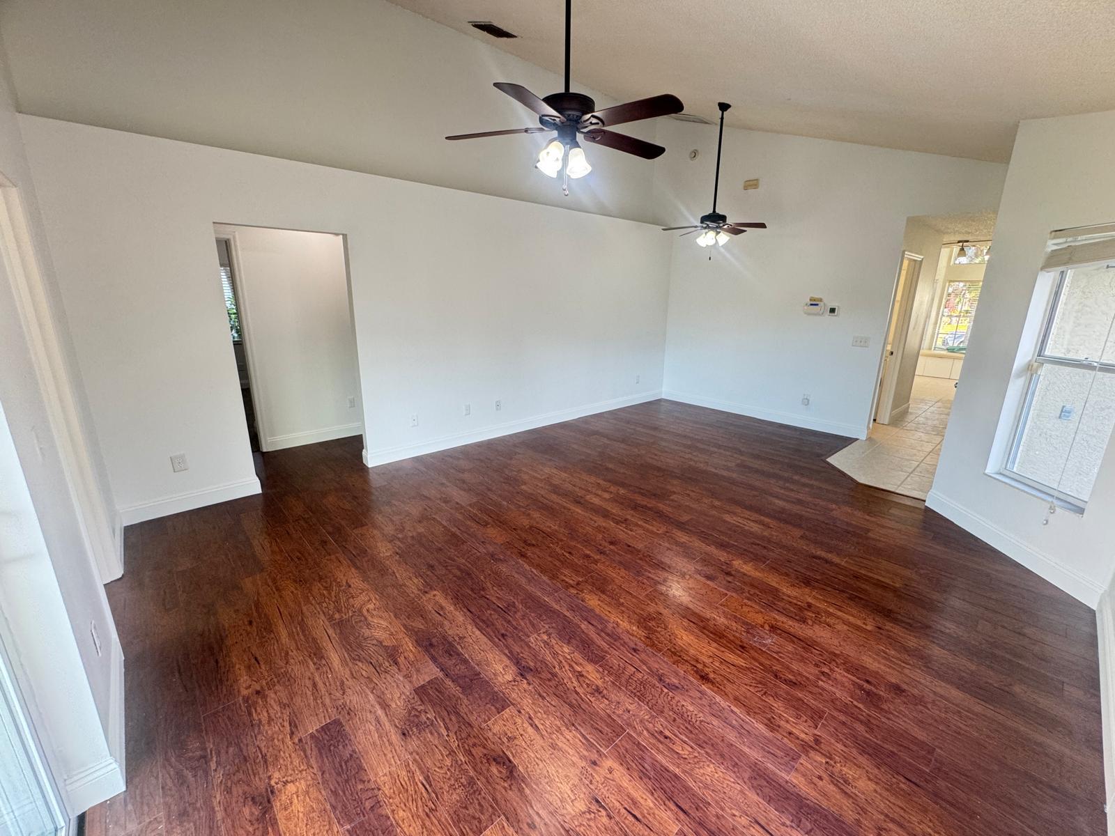 Building Photo - 10313 Crystal Point Dr