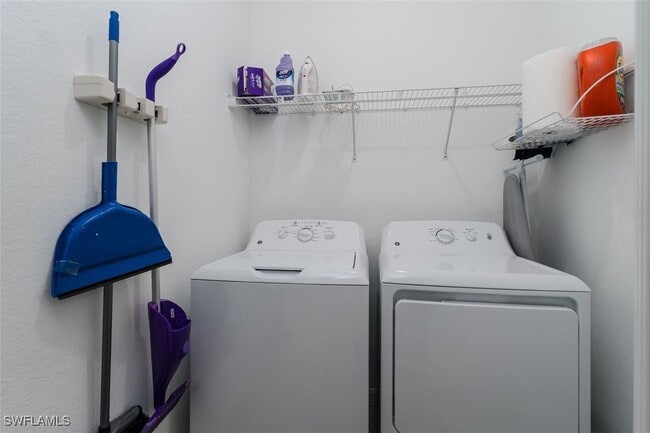 Building Photo - 9596 Trevi Ct